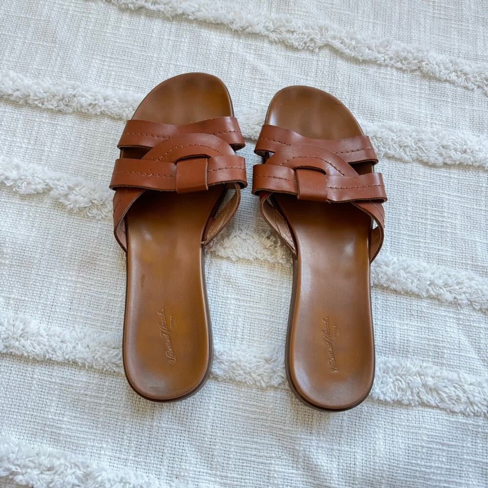 Universal Thread Kenzie Slide size 7.5